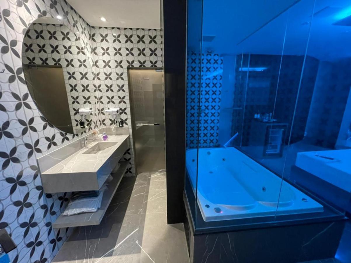 Motel Dubai Bh (Adults Only) Belo Horizonte Bagian luar foto